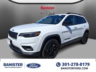 Used 2023 Jeep Cherokee Altitude Lux image 1