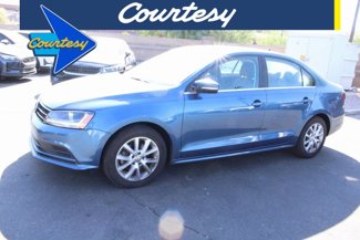 Used 2017 Volkswagen Jetta SE image 1