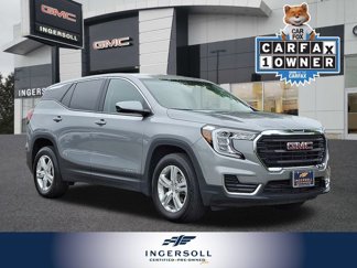 Used 2024 GMC Terrain SLE image 1