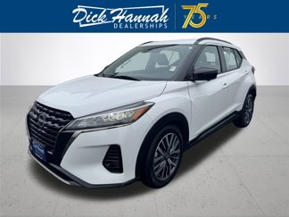 Used 2024 Nissan Kicks SR w/ SR Premium Package image 1