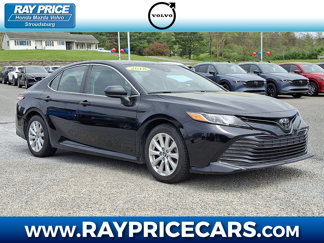 Used 2018 Toyota Camry LE image 1