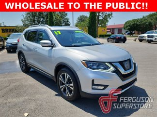 Used 2017 Nissan Rogue SL w/ SL Premium Package image 1