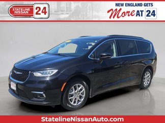 Used 2022 Chrysler Pacifica Touring-L image 1