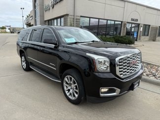 Used 2019 GMC Yukon XL Denali image 1