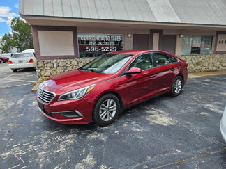 Used 2016 Hyundai Sonata SE image 1