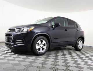 Used 2022 Chevrolet Trax LS w/ Tint and Cruise Package image 1