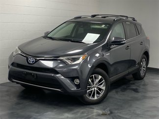Used 2017 Toyota RAV4 XLE image 1