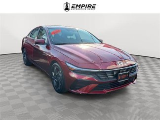 Used 2024 Hyundai Elantra SEL w/ Convenience Package image 1