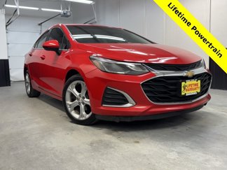 Used 2019 Chevrolet Cruze Premier image 1