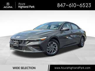 Used 2024 Hyundai Elantra Blue image 1