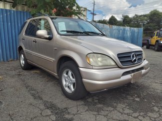 Used 2001 Mercedes-Benz ML 320 4MATIC image 1