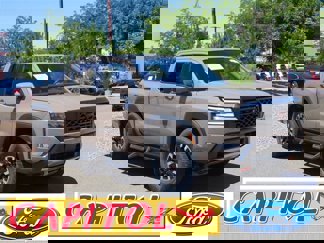 Used 2024 Nissan Frontier PRO-4X w/ Off-Road Protection Package image 1