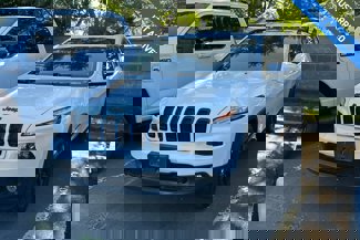Used 2017 Jeep Cherokee High Altitude image 1