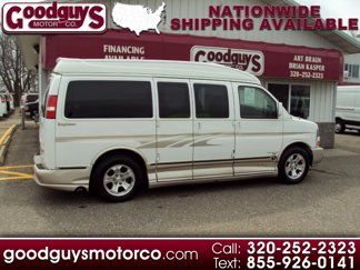 Used 2005 GMC Savana 1500 AWD w/ Preferred Equipment Group image 1