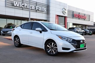 New 2025 Nissan Versa SV w/ Trunk Package image 1