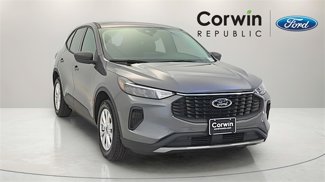 New 2025 Ford Escape Active image 1
