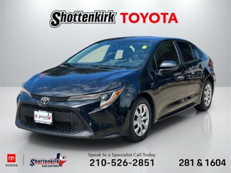 Used 2021 Toyota Corolla LE image 1