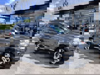 Used 2018 Ford Explorer XLT w/ Equipment Group 201A image 1
