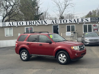 Used 2010 Ford Escape XLT image 1