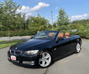 Used 2009 BMW 335i Convertible image 1