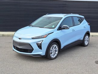 Used 2022 Chevrolet Bolt EUV LT w/ Comfort Package image 1