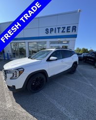 Used 2022 GMC Terrain SLE w/ Driver Convenience Package image 1