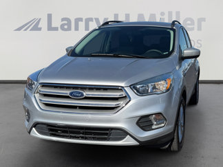 Used 2018 Ford Escape SE image 1