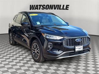 Used 2023 Ford Escape SE image 1