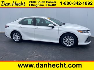 Used 2023 Toyota Camry LE image 1