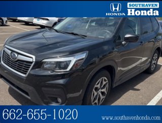 Used 2021 Subaru Forester Premium image 1