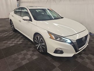 Used 2019 Nissan Altima 2.5 Platinum image 1