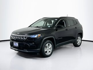 Used 2022 Jeep Compass Latitude w/ Sun and Sound Group image 1