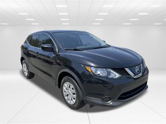 Used 2019 Nissan Rogue Sport S image 1