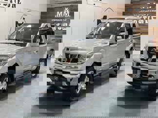 Used 2006 Nissan Frontier NISMO image 1
