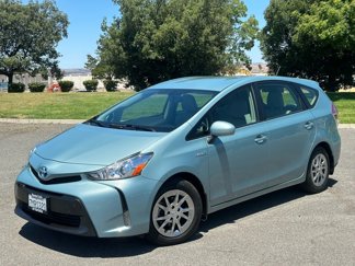 Used 2017 Toyota Prius V Four image 1