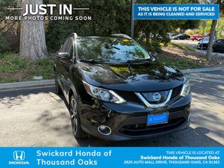 Used 2017 Nissan Rogue Sport SL w/ SL Premium Package image 1