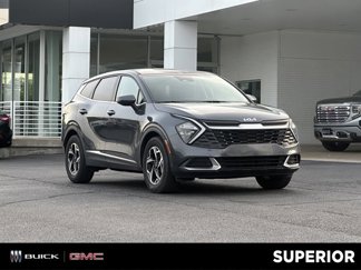 Used 2023 Kia Sportage LX image 1