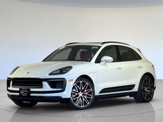 Certified 2022 Porsche Macan S image 1
