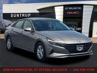 Used 2022 Hyundai Elantra SE w/ Preferred Accessory Package image 1