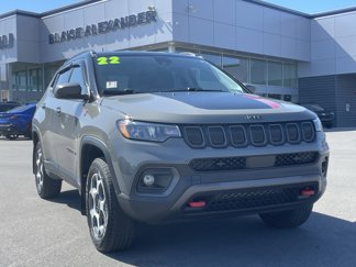 Used 2022 Jeep Compass Trailhawk w/ Trailhawk Convenience Group image 1