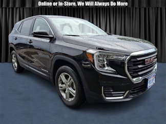 Used 2024 GMC Terrain SLE image 1