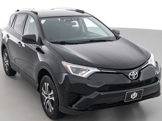 Used 2016 Toyota RAV4 LE image 1