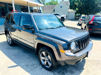 Used 2015 Jeep Patriot High Altitude image 1
