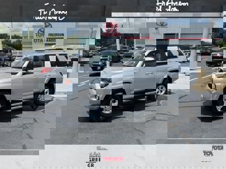 Used 2014 Toyota 4Runner SR5 image 1