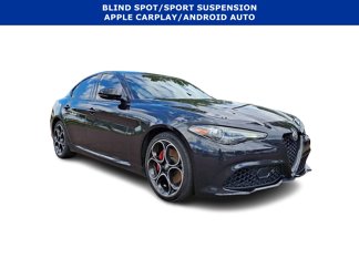 Used 2022 Alfa Romeo Giulia Veloce image 1