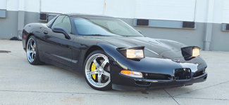 Used 2004 Chevrolet Corvette Coupe w/ Preferred Equipment Group image 1
