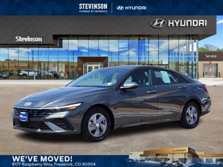 Certified 2024 Hyundai Elantra SE image 1