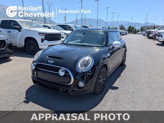 Used 2017 MINI Cooper S image 1