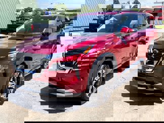 Used 2021 Nissan Rogue SV image 1
