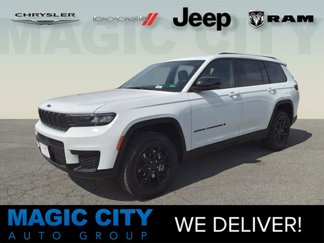 New 2025 Jeep Grand Cherokee L Laredo image 1